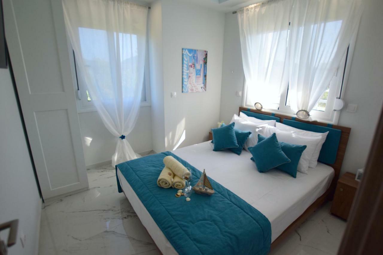 V Luxury Suites Toroni 3 Esterno foto