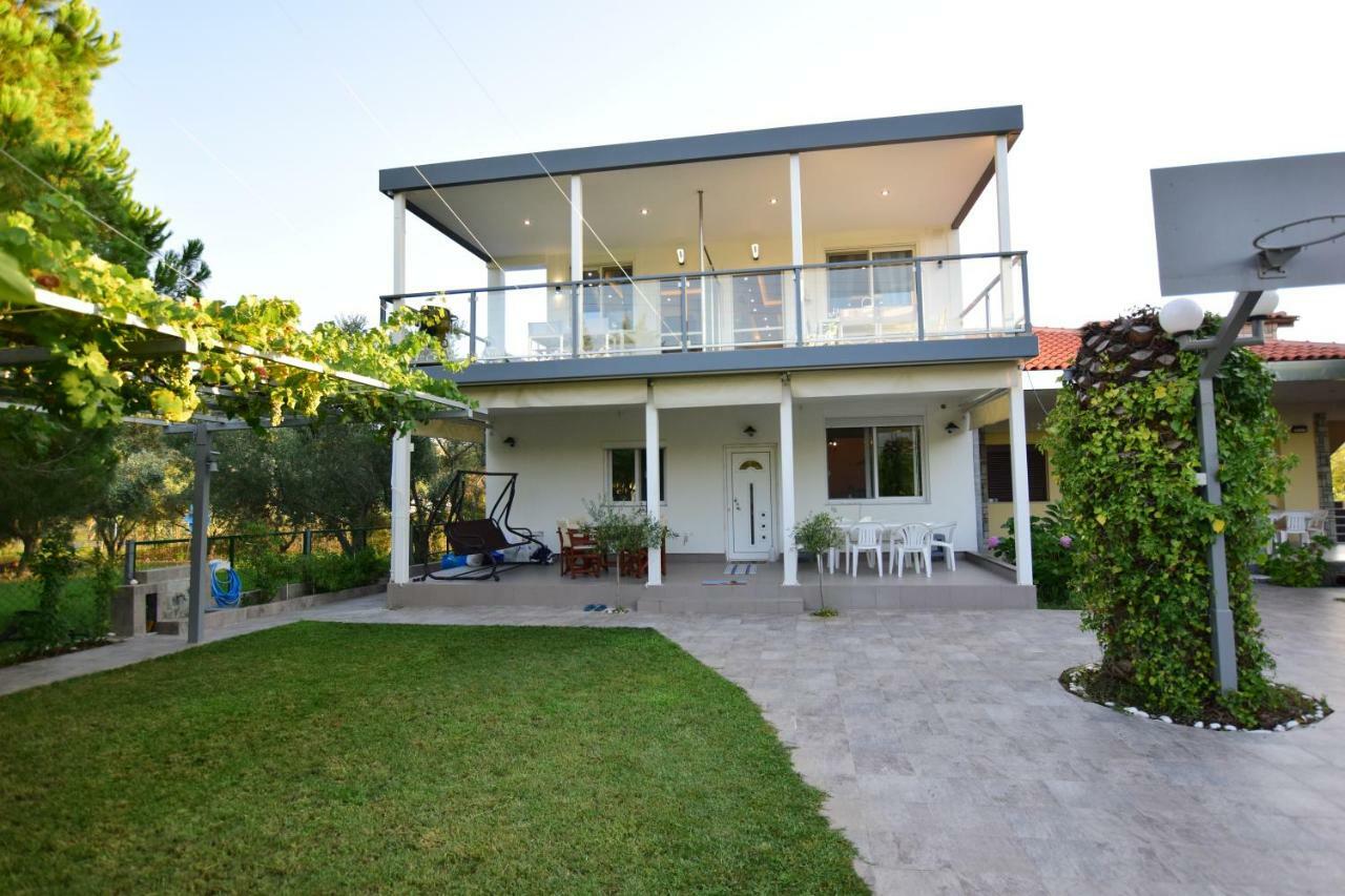 V Luxury Suites Toroni 3 Esterno foto