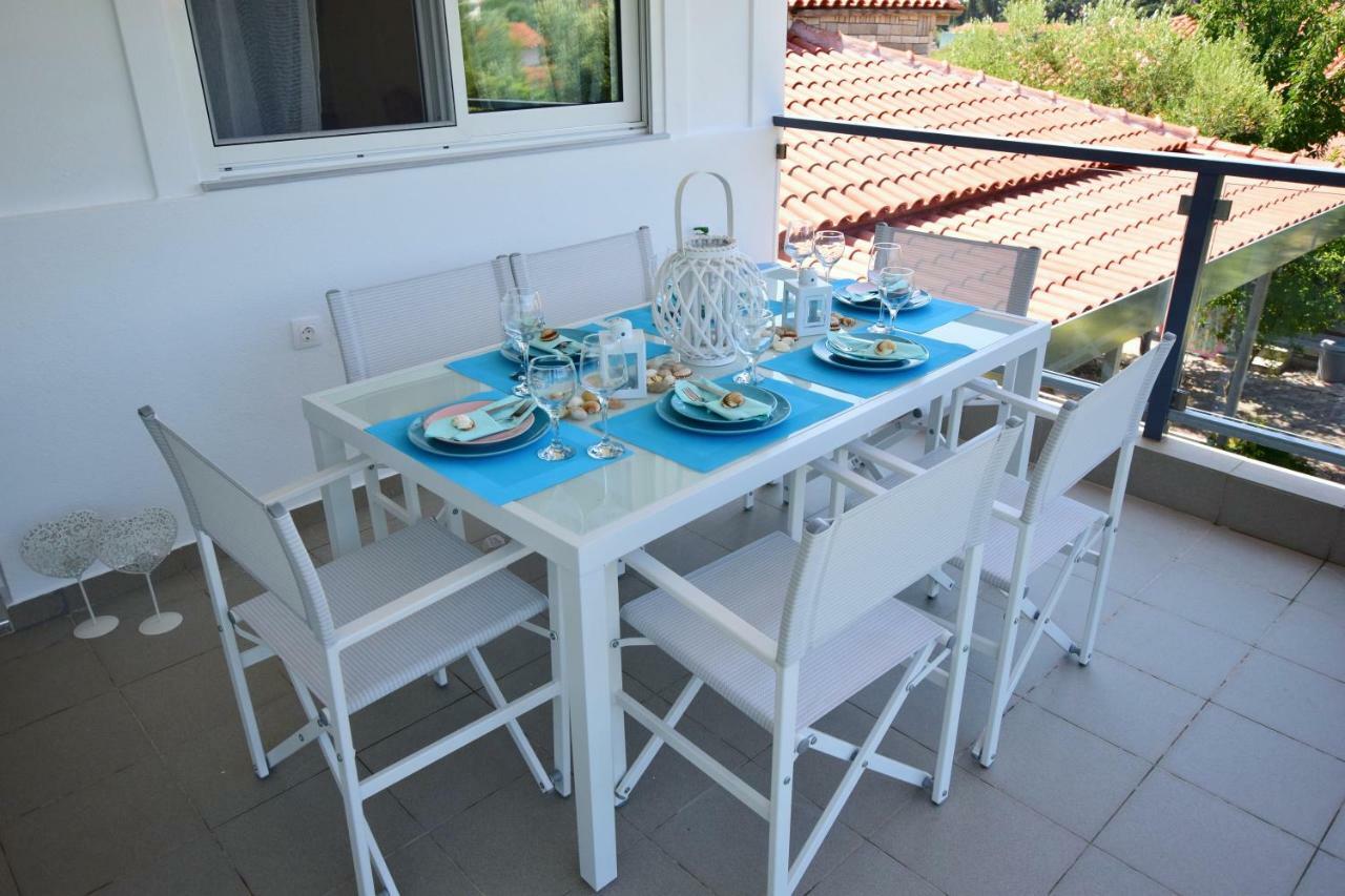 V Luxury Suites Toroni 3 Esterno foto