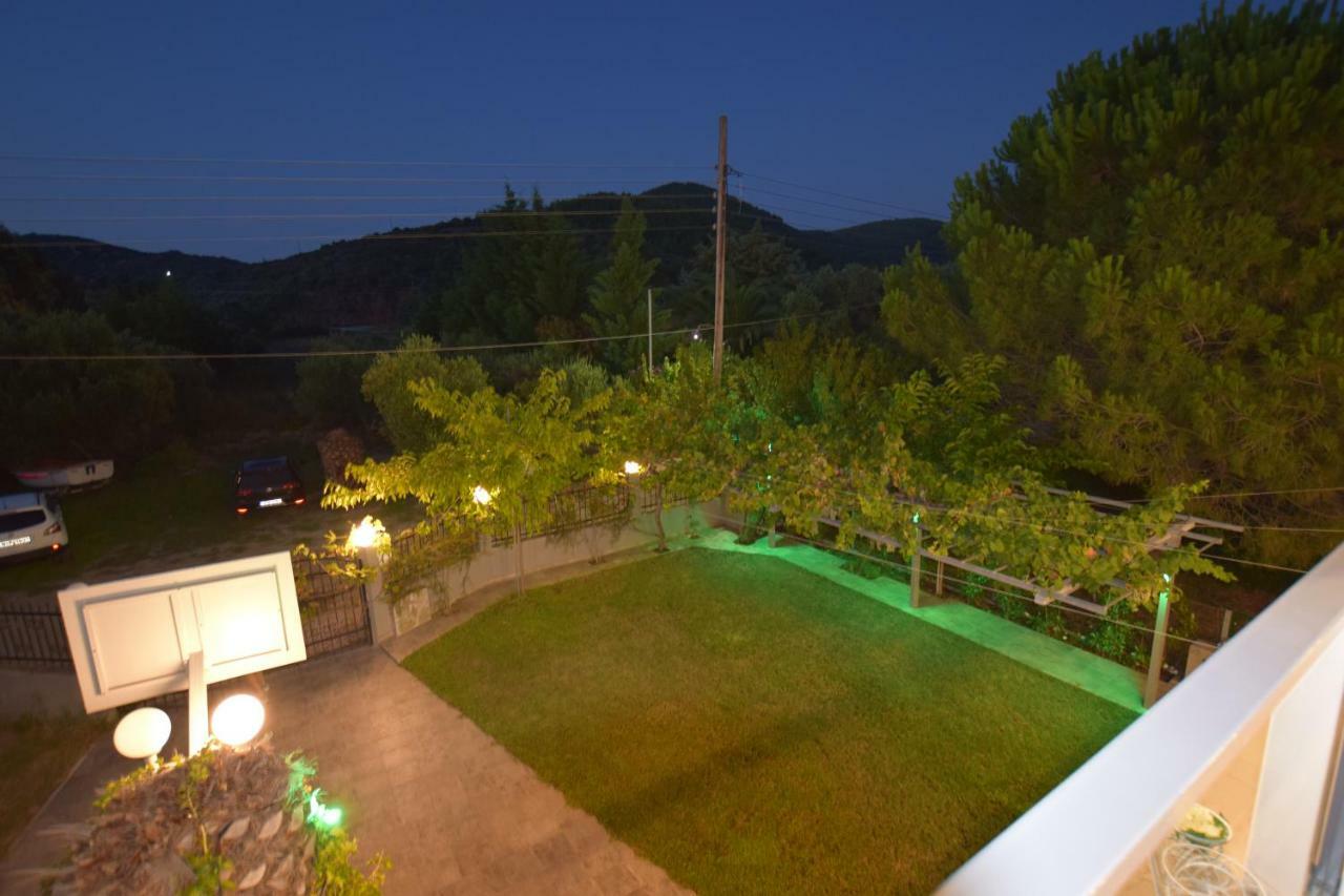 V Luxury Suites Toroni 3 Esterno foto