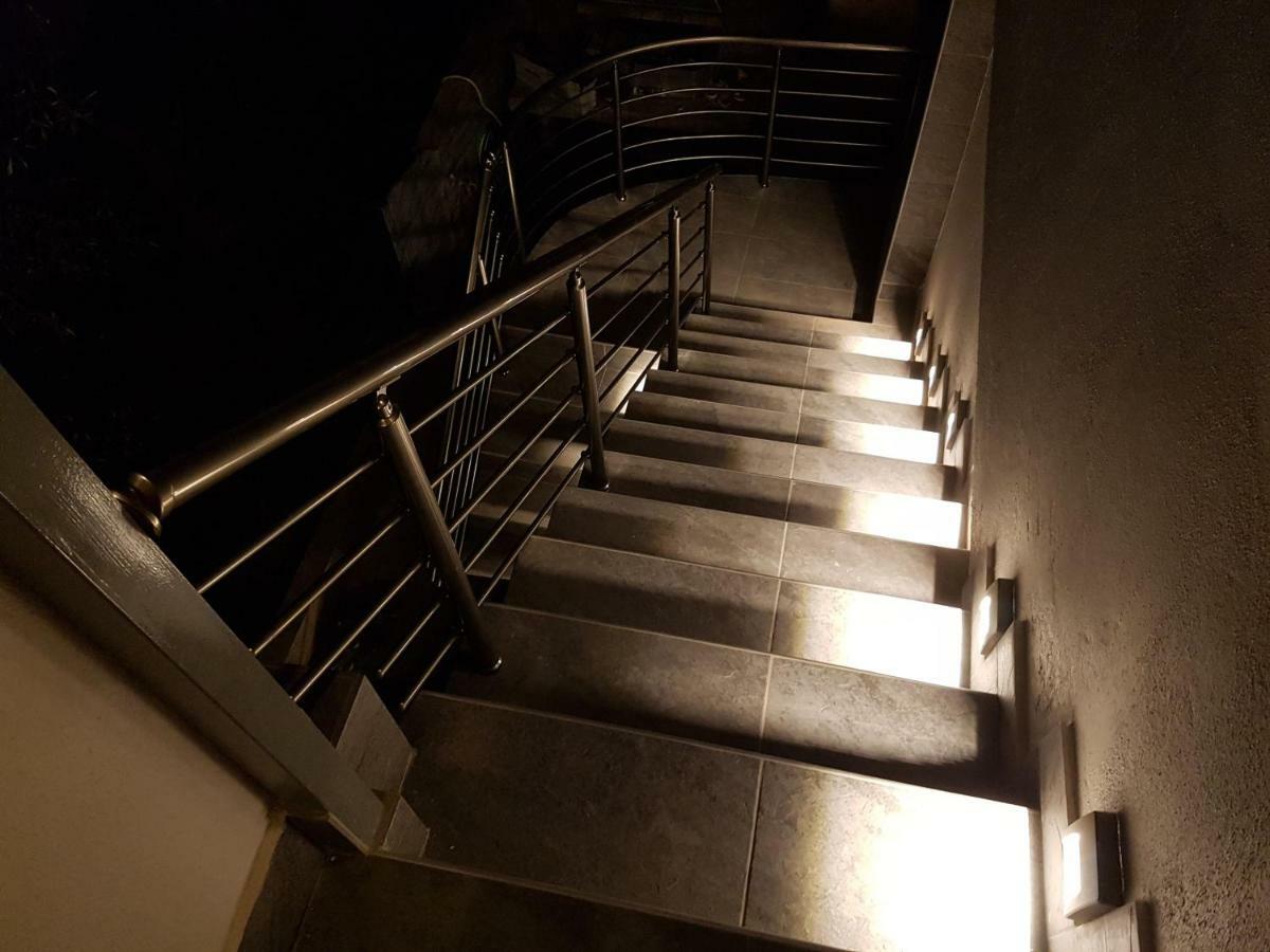 V Luxury Suites Toroni 3 Esterno foto
